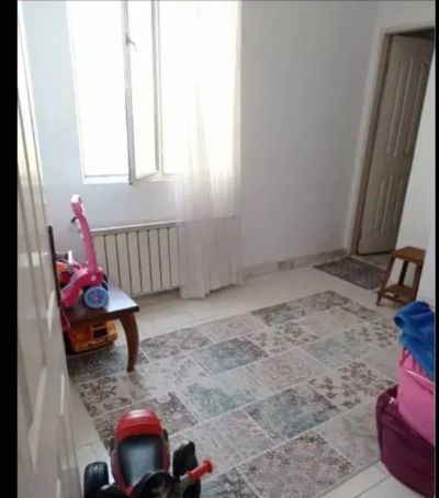 آپارتمان 84 متری دو خوابه در فاز 6 پرند