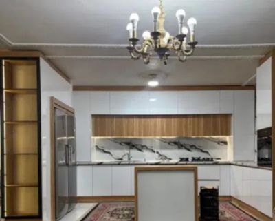 آپارتمان 83 متری دو خوابه در فاز 6 پرند