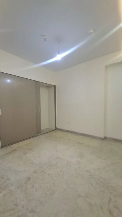 آپارتمان 112 متری دو خوابه در درختی تهران