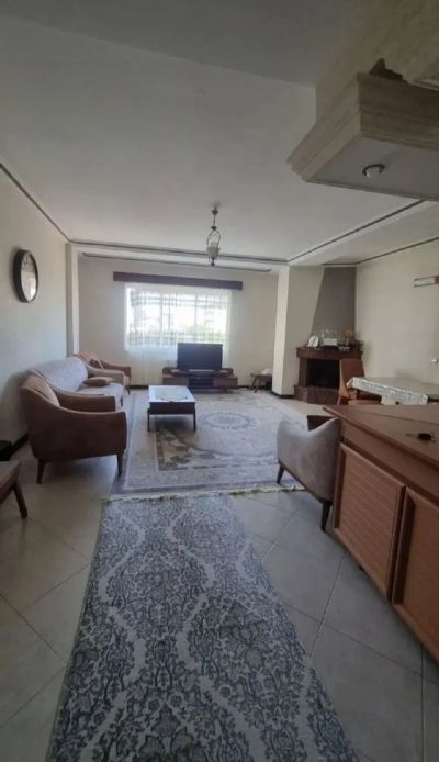 آپارتمان 95 متری دو خوابه در گلسرخی چالوس