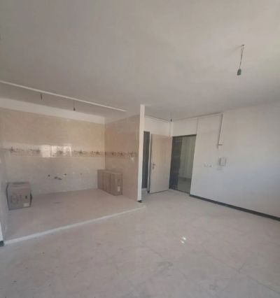 آپارتمان 85 متری دو خوابه در فاز 6 پرند