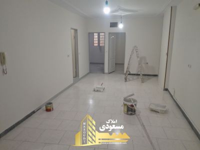 آپارتمان 94 متری دو خوابه در امیریه شهریار