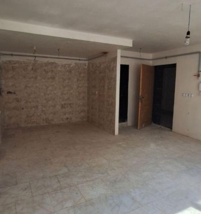آپارتمان 83 متری دو خوابه در فاز 6 پرند