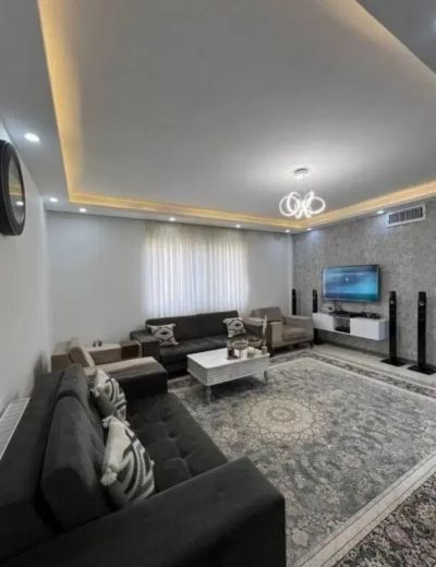آپارتمان 84 متری دو خوابه در فاز 6 پرند