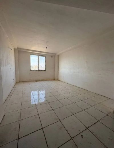آپارتمان 84 متری دو خوابه در فاز 6 پرند