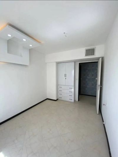 آپارتمان 75 متری دو خوابه در فاز 6 پرند