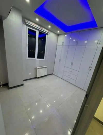 آپارتمان 84 متری دو خوابه در فاز 6 پرند