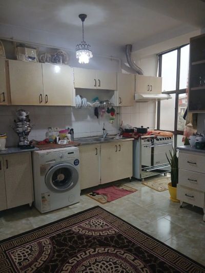 آپارتمان 95 متری دو خوابه در خیابان تهران قائم شهر