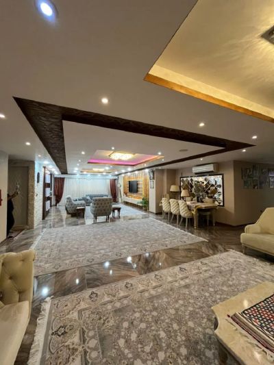 آپارتمان 200 متری سه خوابه در ساری