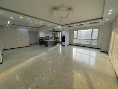 آپارتمان 140 متری سه خوابه در درختی تهران