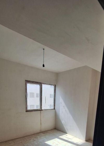 آپارتمان 83 متری دو خوابه در فاز 6 پرند