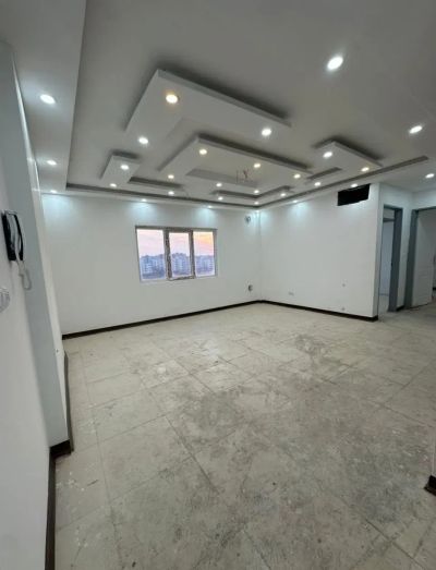 آپارتمان 83 متری دو خوابه در فاز 6 پرند
