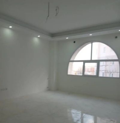 آپارتمان 83 متری دو خوابه در فاز 6 پرند