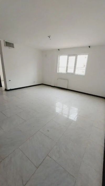 آپارتمان 85 متری دو خوابه در فاز 6 پرند