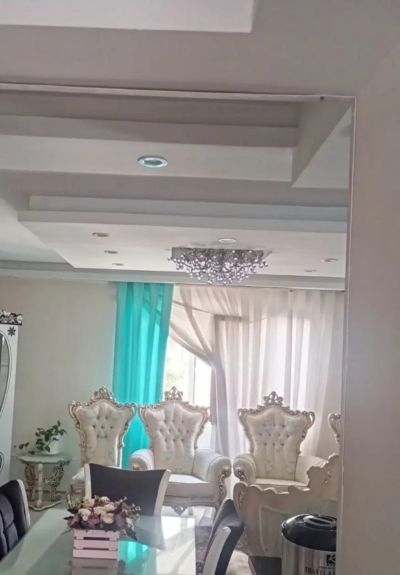 آپارتمان 80 متری دو خوابه در فاز 6 پرند