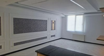 آپارتمان 84 متری دو خوابه در فاز 6 پرند