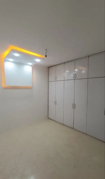 آپارتمان 80 متری دو خوابه در فاز 6 پرند