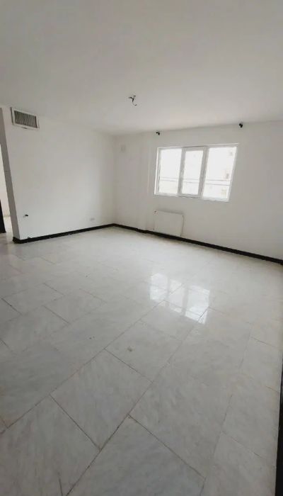 آپارتمان 82 متری دو خوابه در فاز 6 پرند