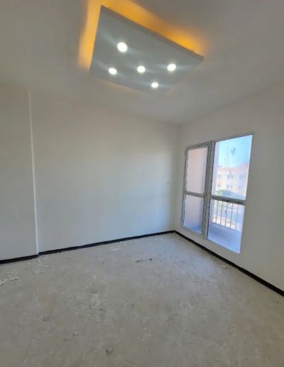 آپارتمان 80 متری دو خوابه در فاز 6 پرند