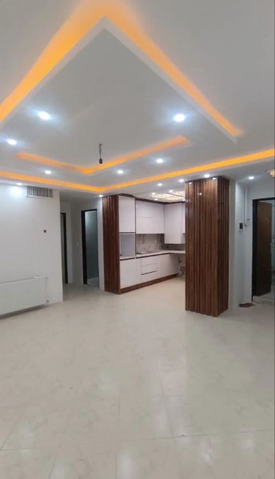 آپارتمان 83 متری دو خوابه در فاز 6 پرند