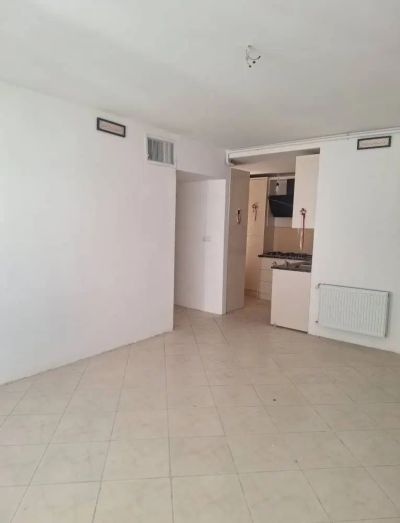 آپارتمان 82 متری یک خوابه در فاز 6 پرند