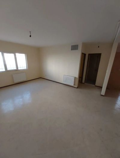 آپارتمان 82 متری یک خوابه در فاز 6 پرند