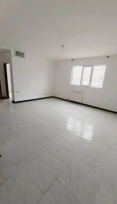 آپارتمان 83 متری دو خوابه در فاز 6 پرند