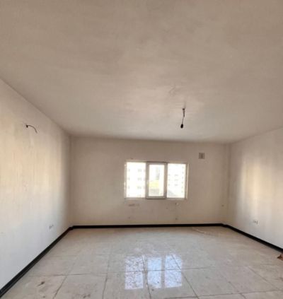 آپارتمان 84 متری دو خوابه در فاز 6 پرند
