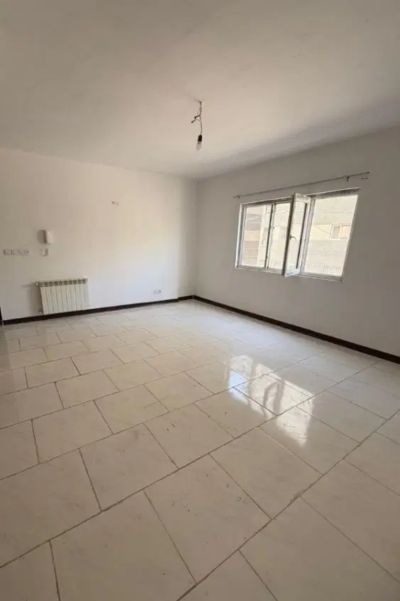 آپارتمان 84 متری دو خوابه در فاز 6 پرند