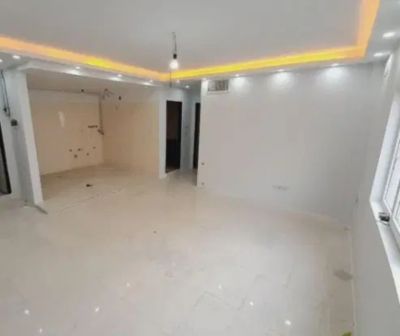 آپارتمان 79 متری دو خوابه در فاز 6 پرند