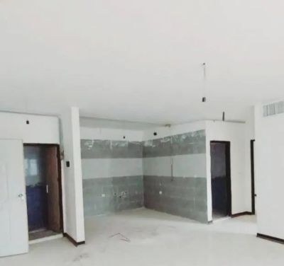 آپارتمان 84 متری دو خوابه در فاز 6 پرند