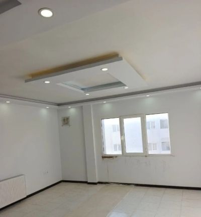 آپارتمان 84 متری دو خوابه در فاز 6 پرند