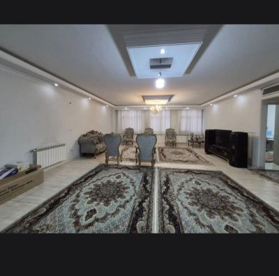 آپارتمان 130 متری دو خوابه در شادآباد تهران