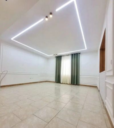 آپارتمان 84 متری دو خوابه در فاز 6 پرند
