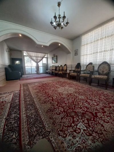 آپارتمان 135 متری سه خوابه در باغ فیض تهران