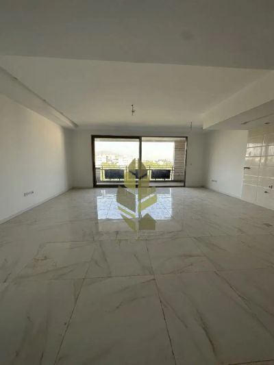 آپارتمان 160 متری سه خوابه در کوی مهر کرج