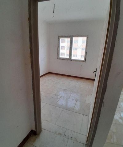 آپارتمان 78 متری دو خوابه در فاز 6 پرند