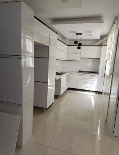 آپارتمان 84 متری دو خوابه در فاز 6 پرند