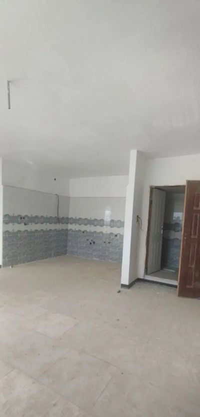 آپارتمان 83 متری دو خوابه در فاز 6 پرند