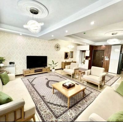 آپارتمان 95 متری دو خوابه در پونک تهران