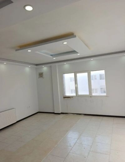 آپارتمان 84 متری دو خوابه در فاز 6 پرند