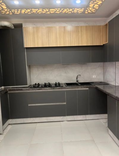 آپارتمان 86 متری دو خوابه در فاز 6 پرند