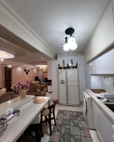 آپارتمان 93 متری دو خوابه در معلم رشت
