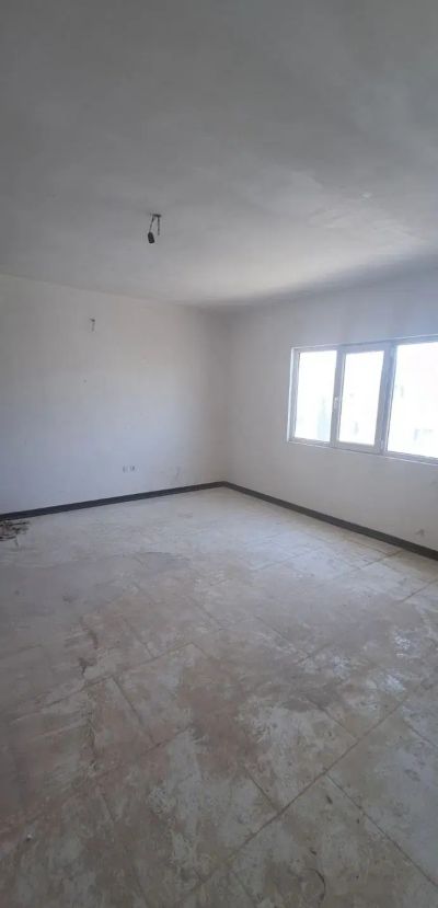 آپارتمان 84 متری دو خوابه در فاز 6 پرند
