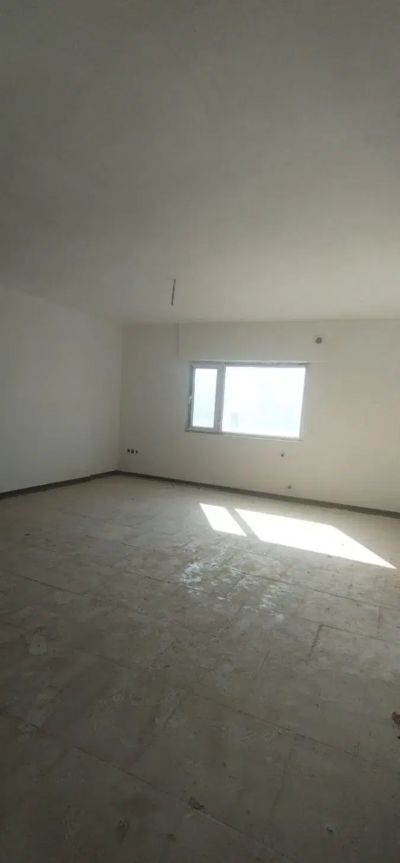 آپارتمان 83 متری دو خوابه در فاز 6 پرند