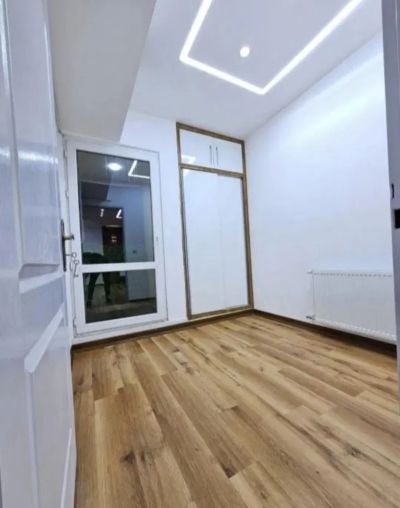 آپارتمان 74 متری دو خوابه در فاز 6 پرند