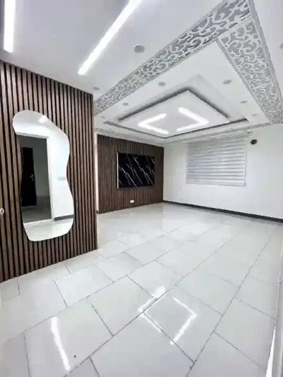 آپارتمان 83 متری دو خوابه در فاز 2 پرند