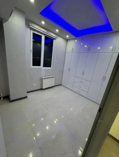 آپارتمان 84 متری دو خوابه در فاز 2 پرند