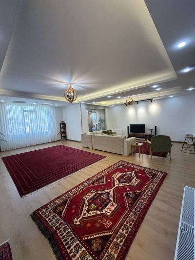 آپارتمان 150 متری سه خوابه در فاز 2 اندیشه