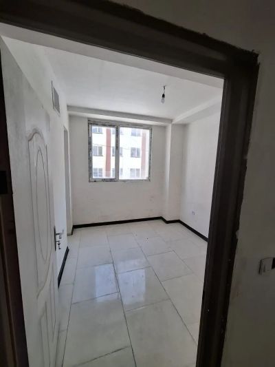 آپارتمان 84 متری دو خوابه در فاز 2 پرند